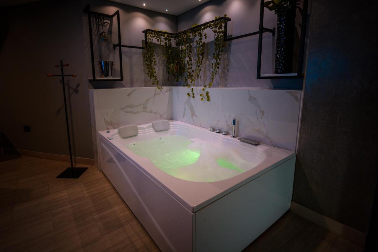 Vpv Suites 메딜린 외부 사진